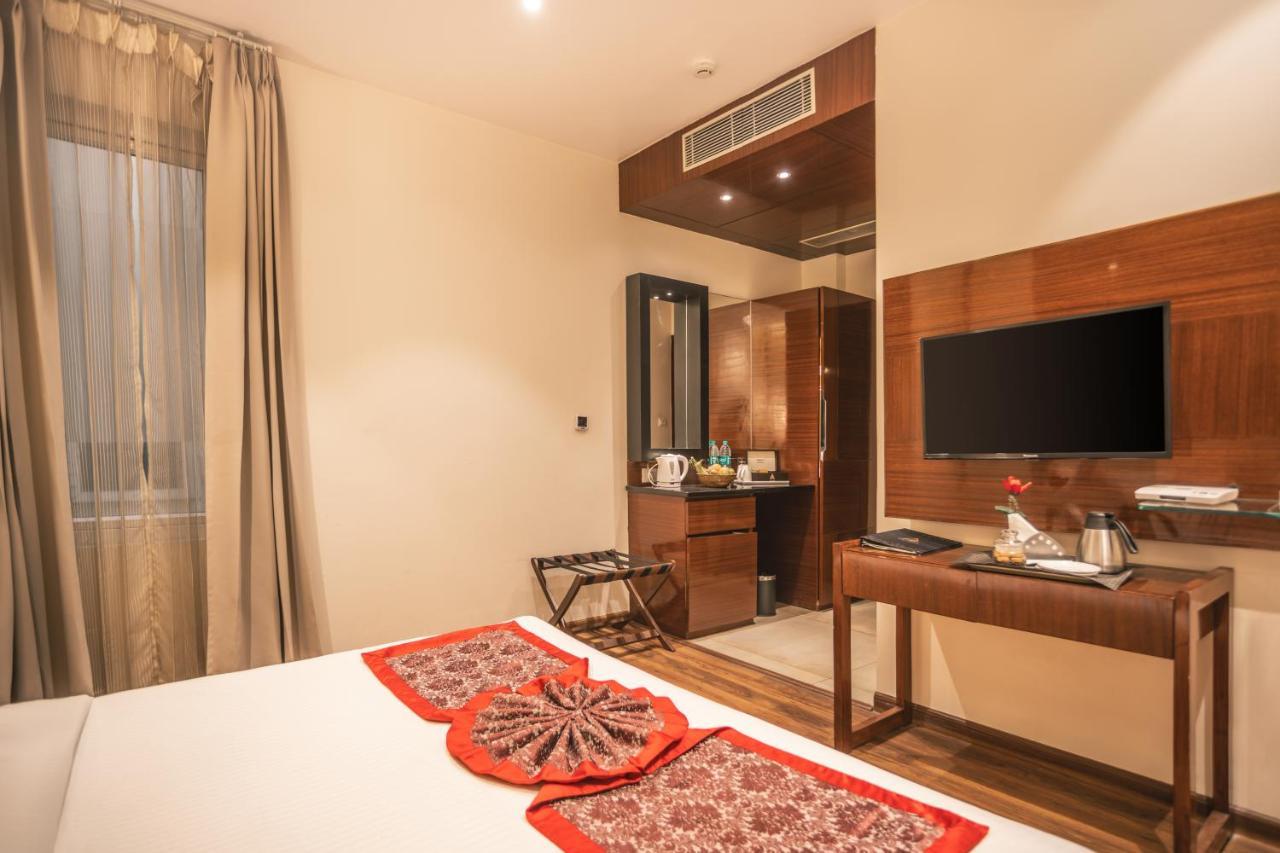Amritara Sadka Amritsar Hotel Bagian luar foto